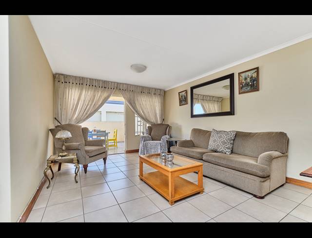 2 BEDROOM TOWNHOUSE SOLD IN PRESIDENT RIDGE